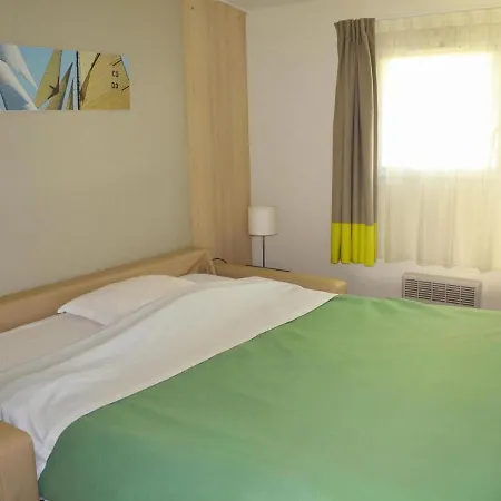 Les Iles Anglo-normandes Resort, Tatil Evi